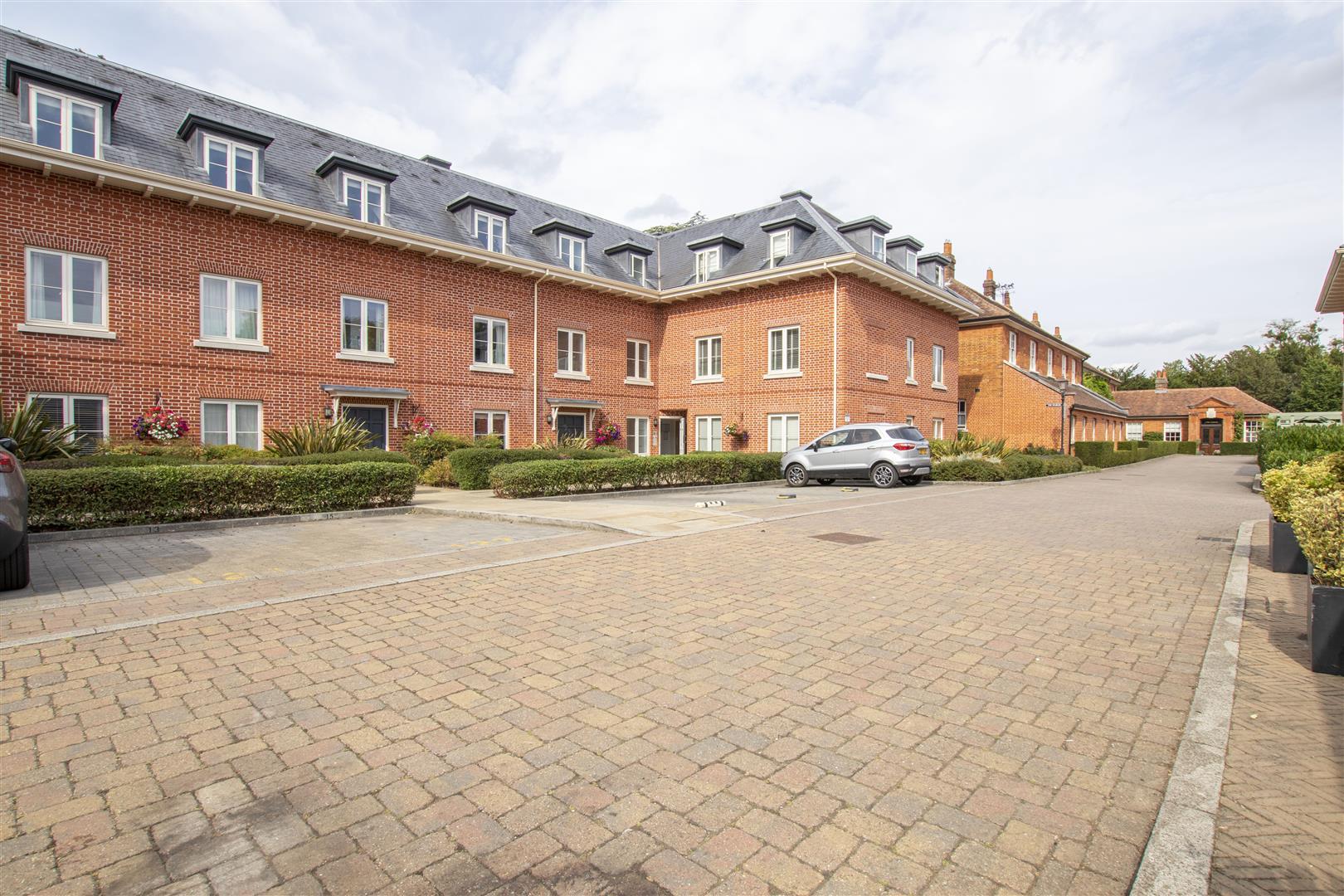 Henmarsh Court, Balls Park, Hertford Lanes Estate Agents